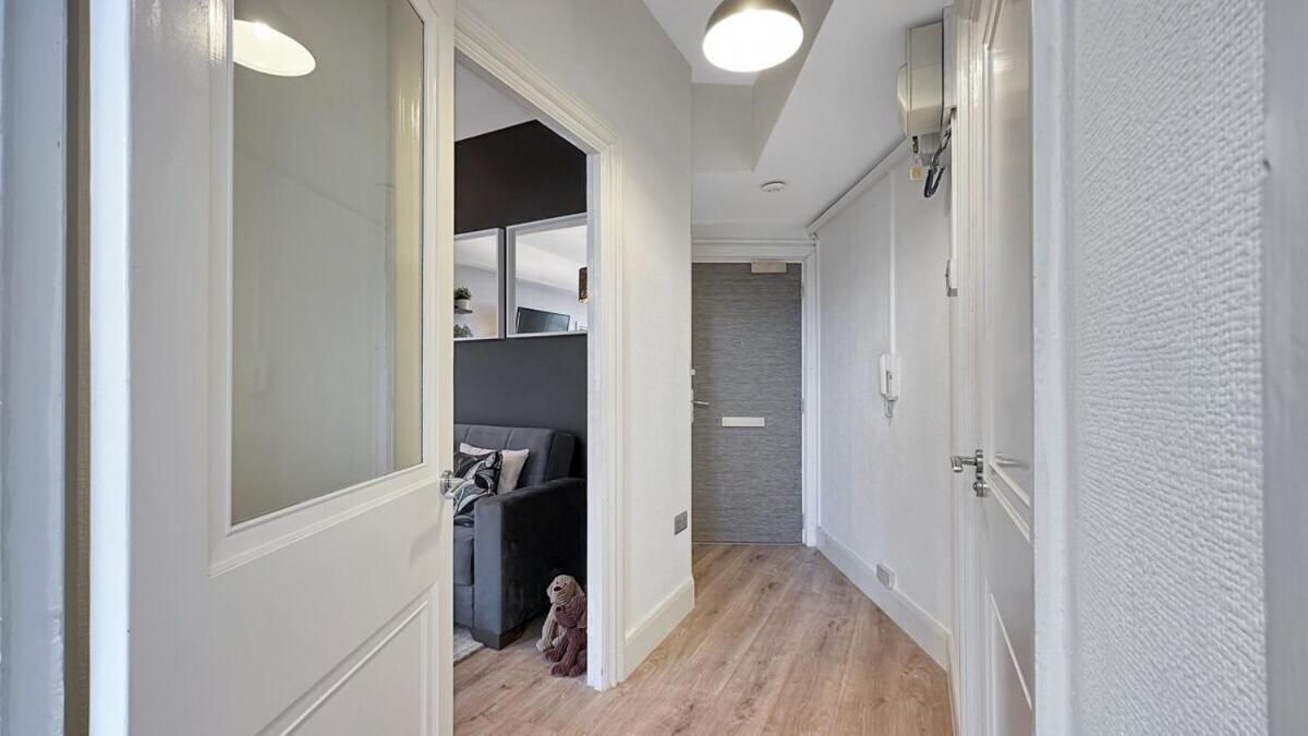 Central London Luxury, Relaxing Apartment! 2 Mins From Paddington Station! Pokoj fotografie