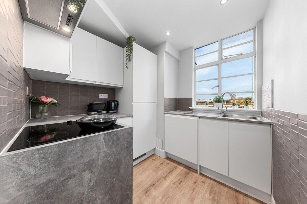 Central London Luxury, Relaxing Apartment! 2 Mins From Paddington Station! Pokoj fotografie