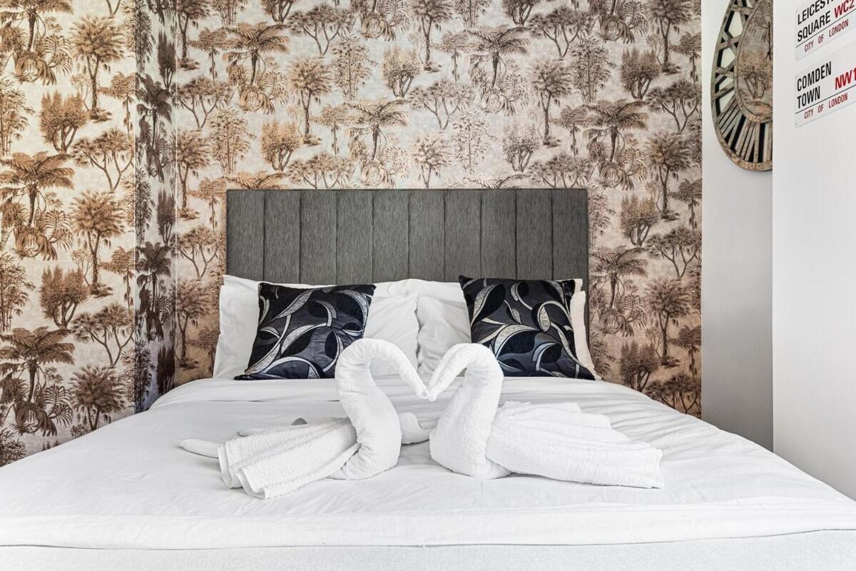 Central London Luxury, Relaxing Apartment! 2 Mins From Paddington Station! Pokoj fotografie