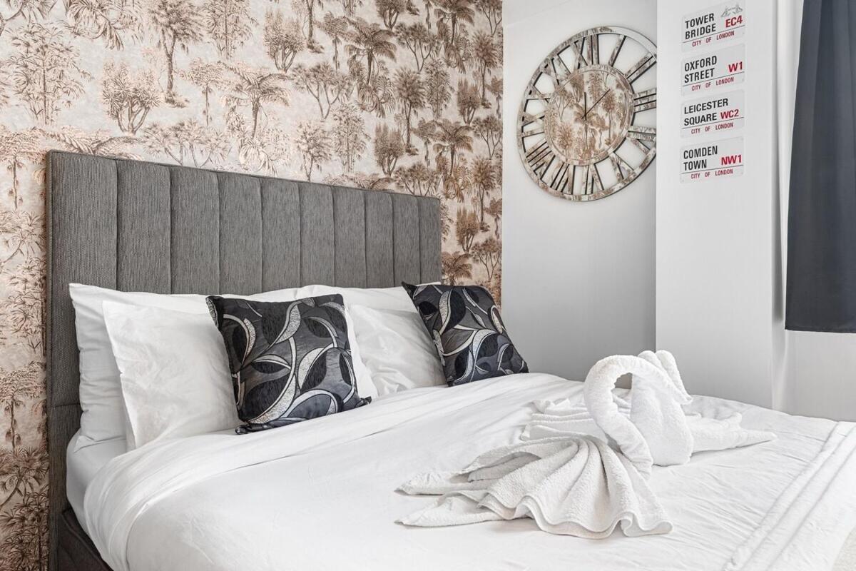 Central London Luxury, Relaxing Apartment! 2 Mins From Paddington Station! Pokoj fotografie