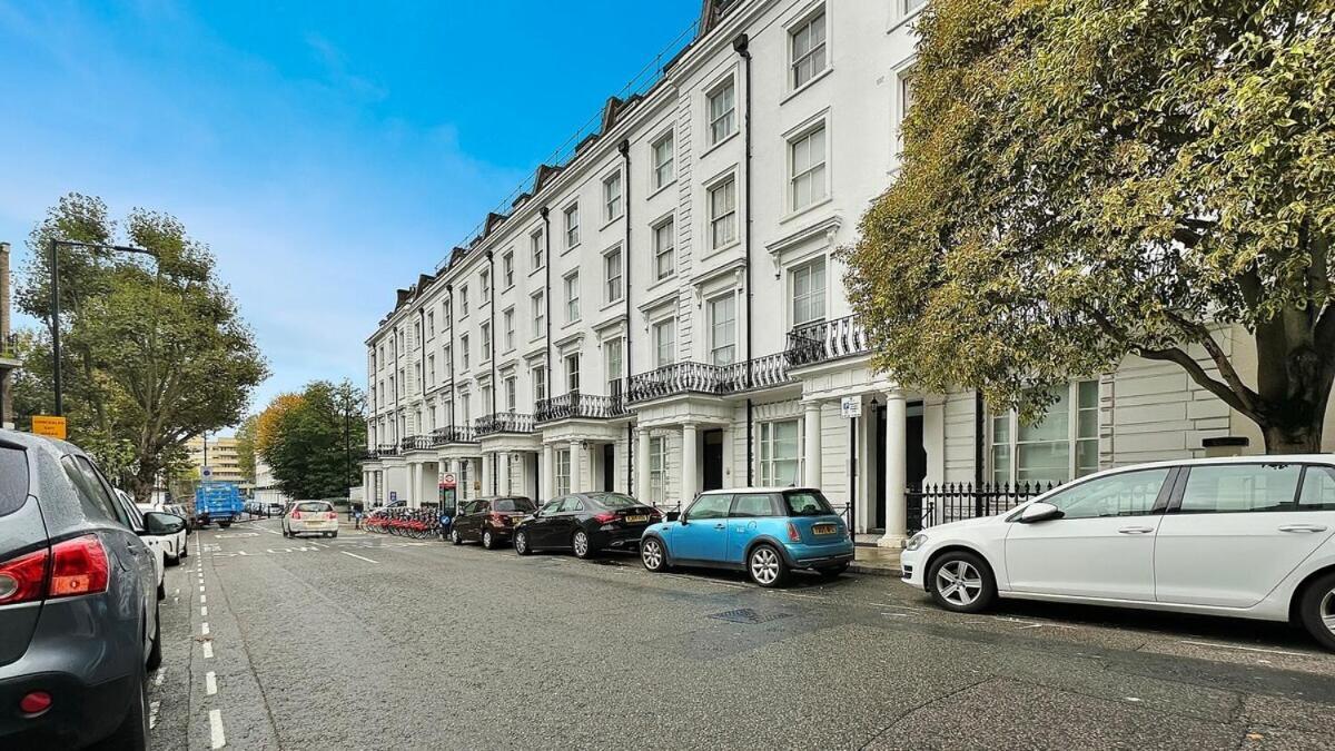 Central London Luxury, Relaxing Apartment! 2 Mins From Paddington Station! Pokoj fotografie